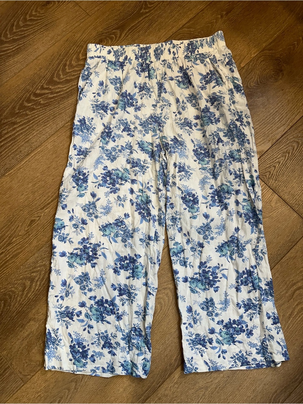 Blue Floral Wide-Leg Lounge Pants XL wide leg lightweight summer vacation